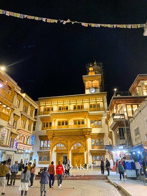 20251013-fxmo4 20251013-fxmo4