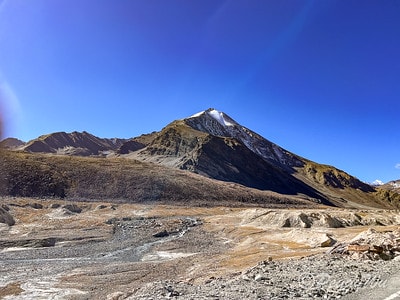 20251013-fyf3x 20251013-fyf3x