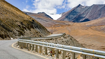 20251013-gatqj 20251013-gatqj