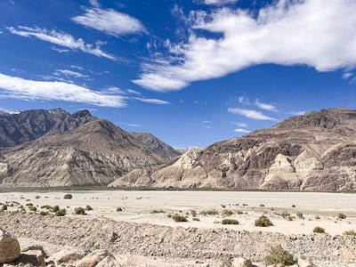 20251013-ip8jj 20251013-ip8jj