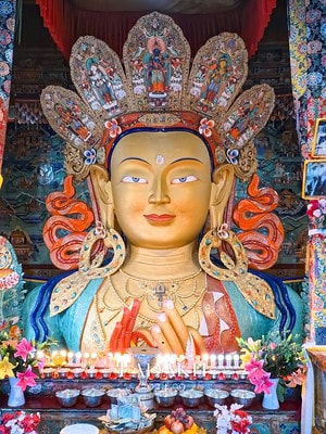 20251013-k7iij 20251013-k7iij