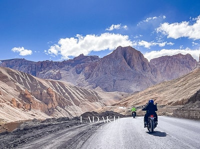 20251013-kd87w 20251013-kd87w