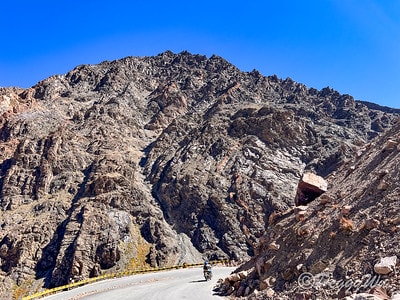 20251013-kqrqs 20251013-kqrqs