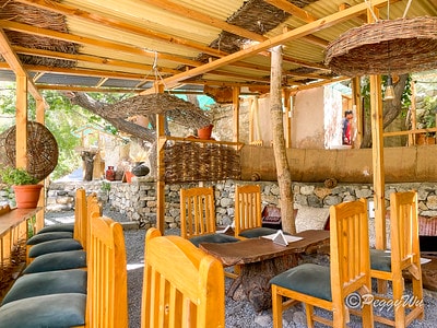 20251013-lq8sf 20251013-lq8sf