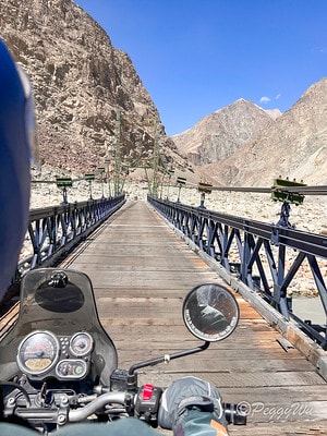 20251013-nla4n 20251013-nla4n