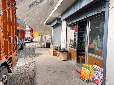 20251013-q3r0x 20251013-q3r0x