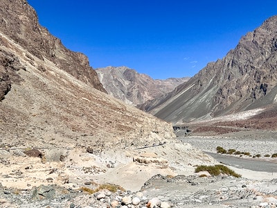 20251013-rq3gq 20251013-rq3gq