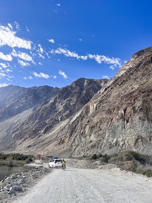 20251013-rvkm6 20251013-rvkm6