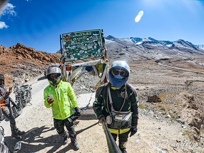 20251013-uq5ee 20251013-uq5ee