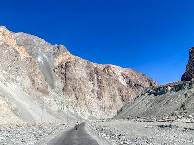 20251013-vz9ti 20251013-vz9ti