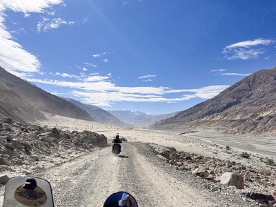 20251013-zk9hp 20251013-zk9hp