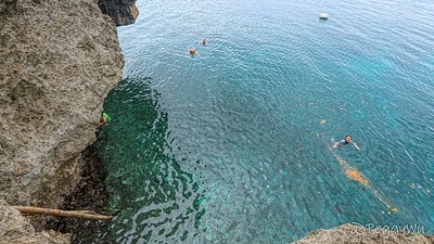 20251013-avzbh 20251013-avzbh