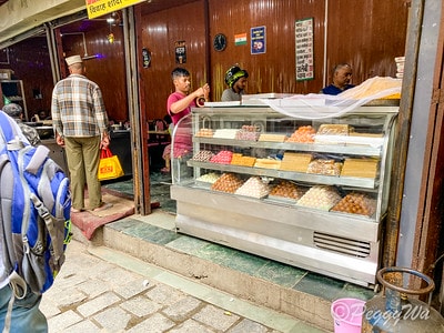 20251013-jm6mc 20251013-jm6mc