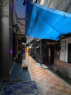 20251013-aw0rr 20251013-aw0rr