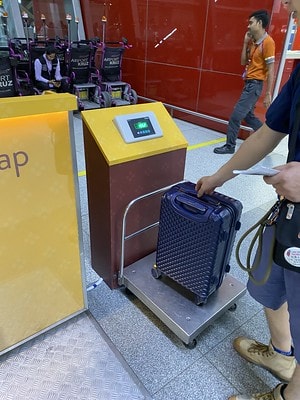 20251013-f8ym5 20251013-f8ym5