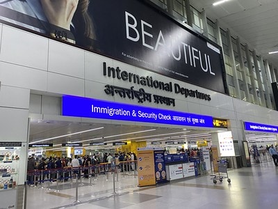 20251013-yc4ab 20251013-yc4ab