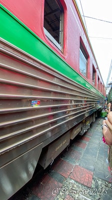 20251013-1ogb3 20251013-1ogb3