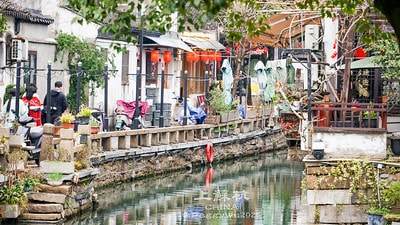 20251013-2xbrg 20251013-2xbrg