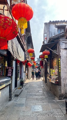 20251013-67dqw 20251013-67dqw