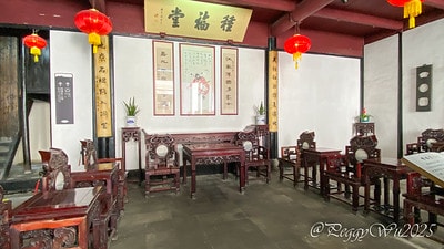 20251013-8wfd5 20251013-8wfd5