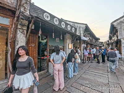 20251013-ac8o1 20251013-ac8o1