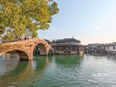 20251013-b6aj9 20251013-b6aj9