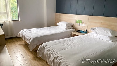 20251013-c0lew 20251013-c0lew