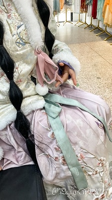 20251013-ez4gg 20251013-ez4gg