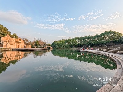 20251013-oka8c 20251013-oka8c