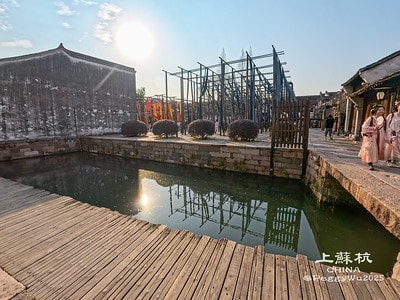 20251013-vx5en 20251013-vx5en