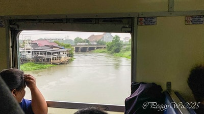 20251013-yb5xx 20251013-yb5xx