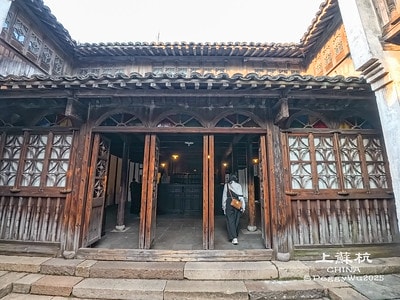 20251013-yk7ju 20251013-yk7ju