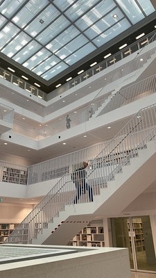 20251013-22h6r 20251013-22h6r