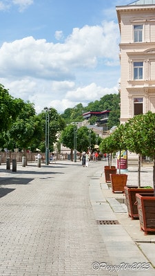 20251013-3njvt 20251013-3njvt