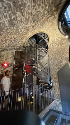 20251013-3q4f5 20251013-3q4f5