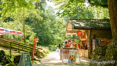 20251013-3y52e 20251013-3y52e