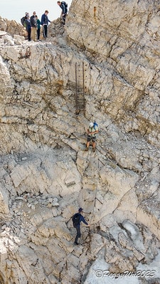 20251013-47b72 20251013-47b72