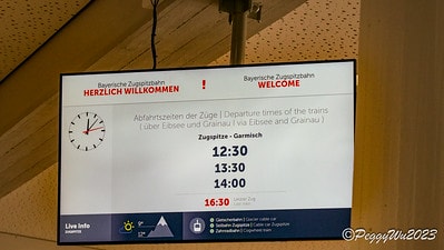 20251013-498i9 20251013-498i9