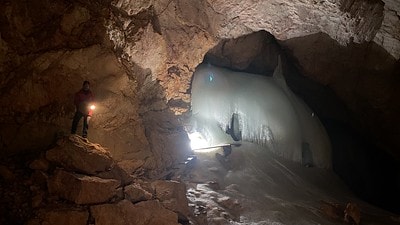 20251013-4n0bd 20251013-4n0bd