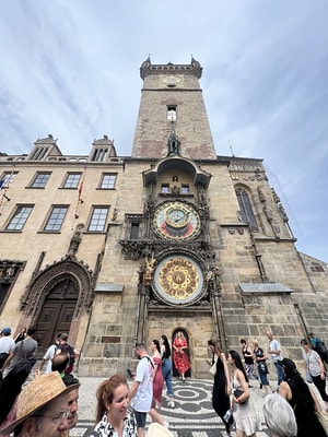 20251013-4nab8 20251013-4nab8