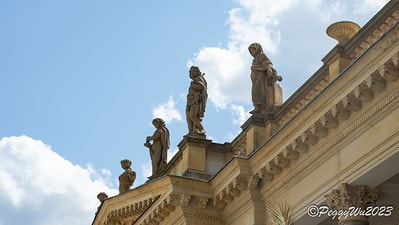 20251013-4u2z4 20251013-4u2z4