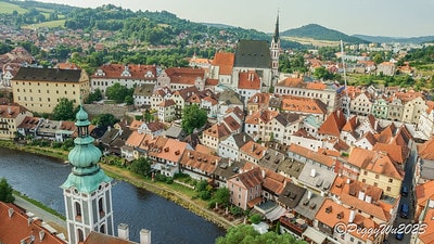 20251013-5c4kw 20251013-5c4kw