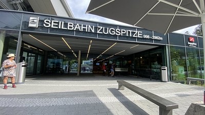 20251013-64q7w 20251013-64q7w