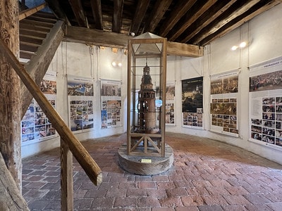 20251013-6h85u 20251013-6h85u