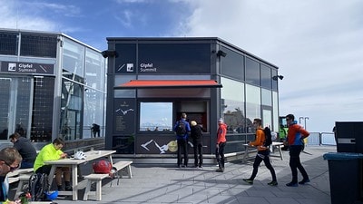 20251013-6xe4c 20251013-6xe4c