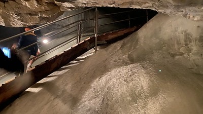 20251013-7is9r 20251013-7is9r