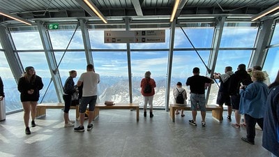 20251013-7zbed 20251013-7zbed