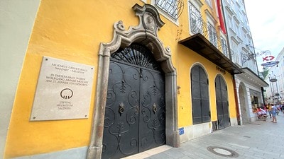 20251013-8f1vq 20251013-8f1vq