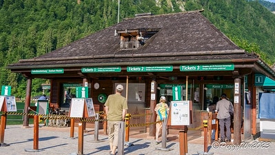 20251013-99w0r 20251013-99w0r