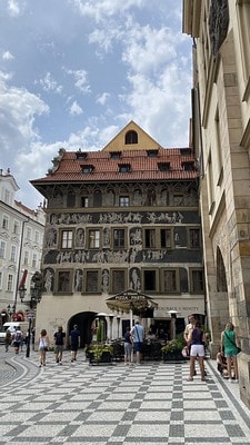 20251013-a8whw 20251013-a8whw